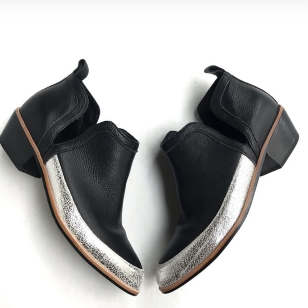 Lularoe Laura Black and Silver Ankle Booties 9